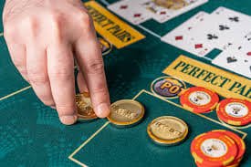 mahaslot login Sakong paytable display showing hand rankings and payout odds for mobile players